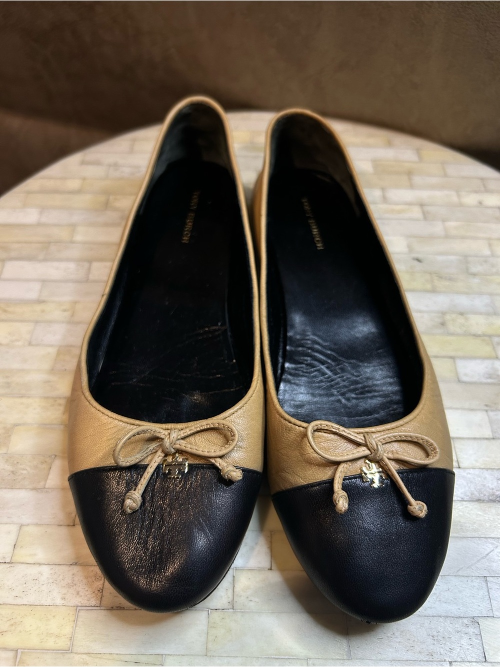Tory Burch Women's Cap Toe Ballet Flats
Size 8 - Picture 2 of 7